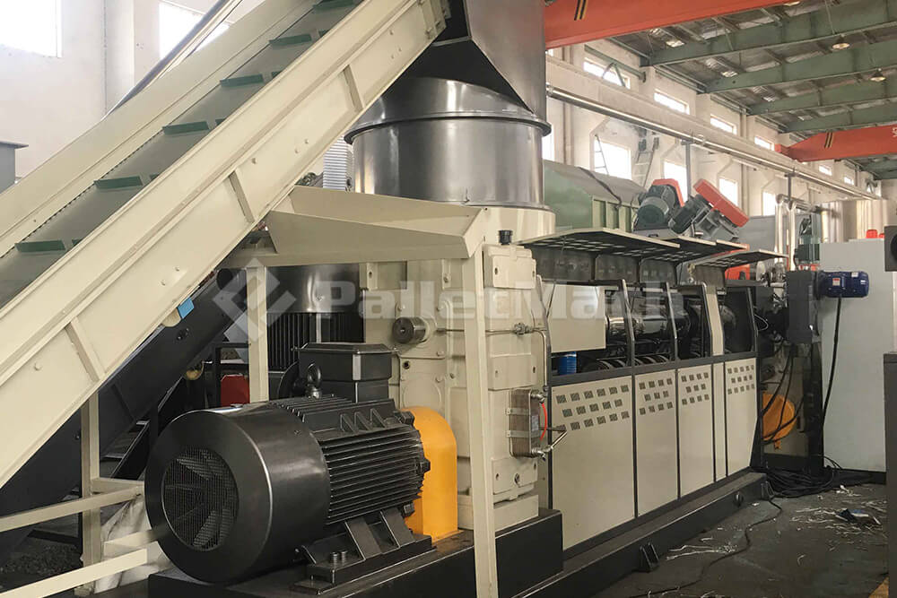 plastic extruding machine plastic extruding machine